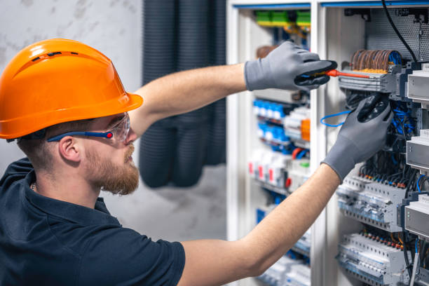 Best Affordable Emergency Electrician  in Shougal, WA
